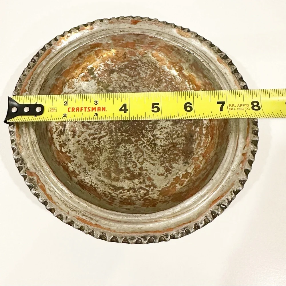 Vintage Textured Trinket Keys Catch All‎ Metal Bowl